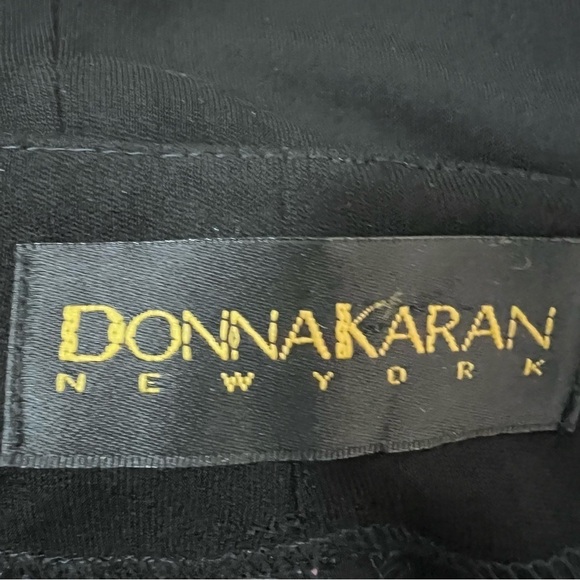 VINTAGE Donna Karen New York Union Label Black Mini Wrap Skirt Size 8 - Picture 7 of 11